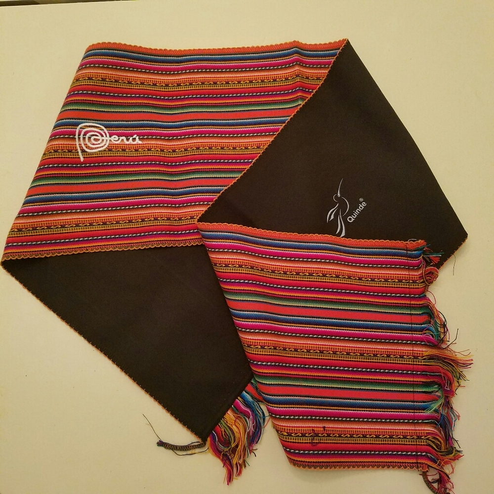 Peruvian Aguayo Table Runner Andean Cuzco Mountain